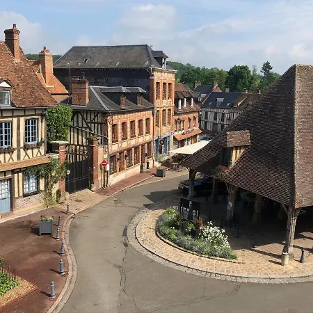 Touristique Cosy T2 - Coeur Village Vue Sur La Halle De La Foret شقة Lyons-la-Forêt