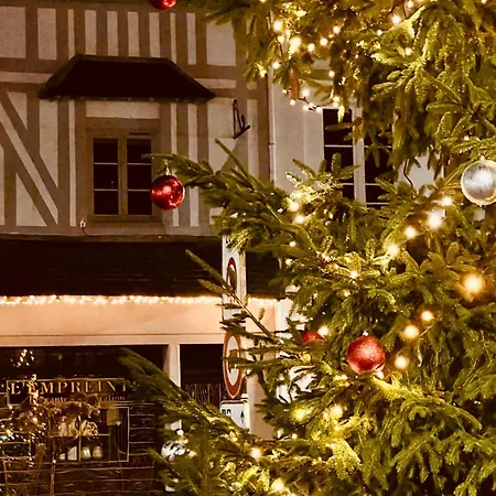 Touristique Cosy T2 - Coeur Village Vue Sur La Halle De La Foret Lyons-la-Forêt